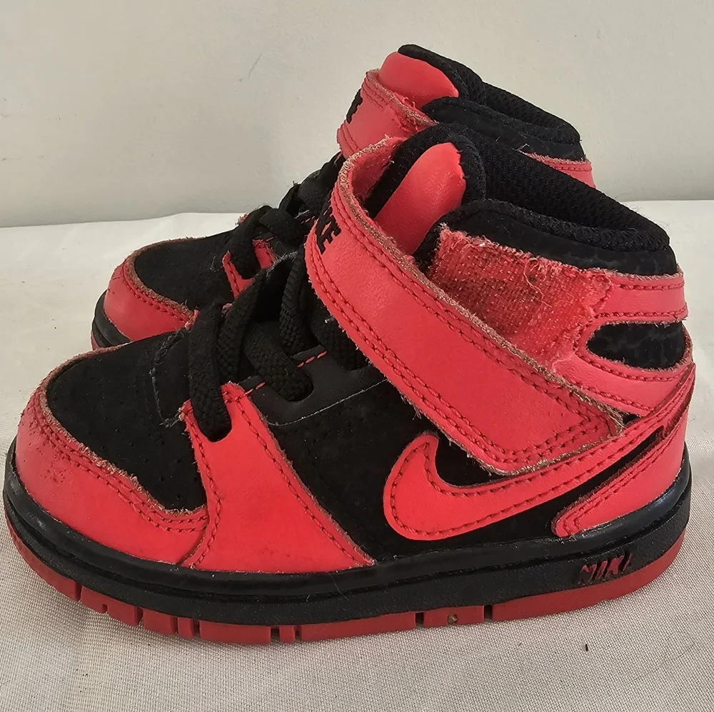NIKE Prestige IV High Top Infant Black & Red Sneakers, Shoes